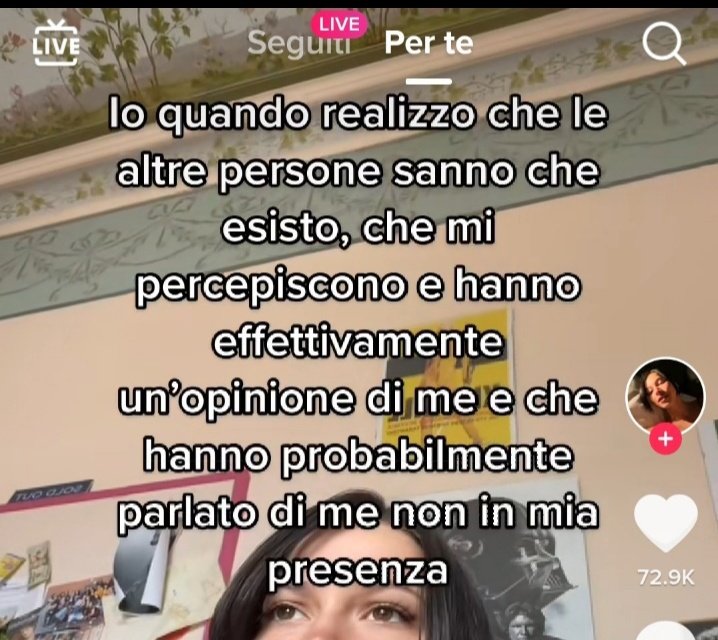 vivo costantemente con questa stranissima sensazione