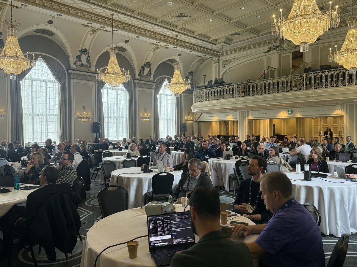 CHBANational's tweet photo. #CHBAHomeBuildingWeek | CHBA’s Technical Research Committee (TRC) members and HBA staff from coast-to-coast are meeting today to discuss CHBA’s recent advocacy to pause all codes, facilitate the energy transition, and more. Find out more about TRC ➡️ https://t.co/Tbj2Sr7dTI https://t.co/cAoEwMaori