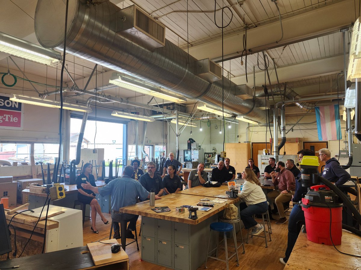 AJACtraining's tweet photo. Last week, we sat down with nearly a dozen manufacturing employers from the Kent Valley to talk about something new we’re building together. 

AJAC is getting ready to launch the city’s first manufacturing Youth Apprenticeship program with the Kent School District. https://t.co/xT5I4g9Jtl
