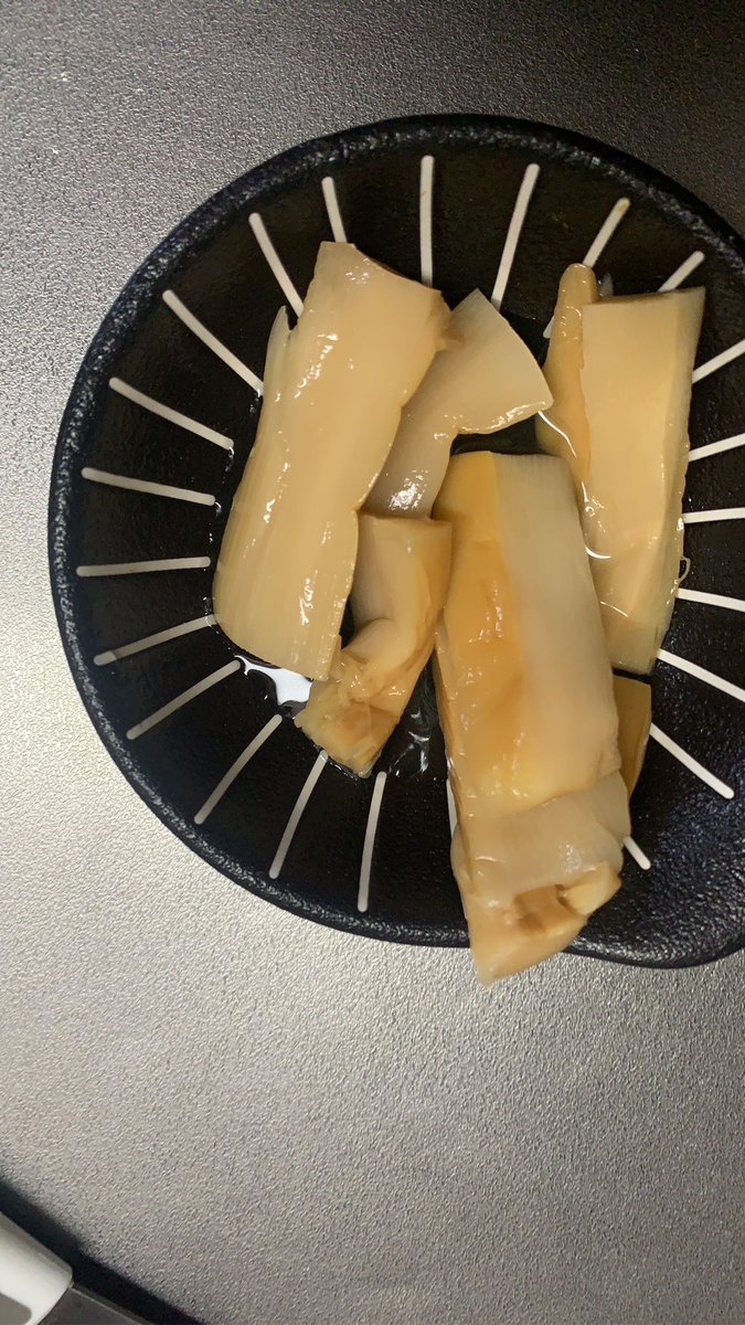 karon320's tweet photo. デートめちゃくちゃ楽しかった食べてる彼女可愛すぎるほんとに幸せなGWをありがとうそして酔ったらHilcrhymeが心に染みる(ステーキとハンバーグは私のです野菜あんま好きじゃない) https://t.co/9TwooY4JtN