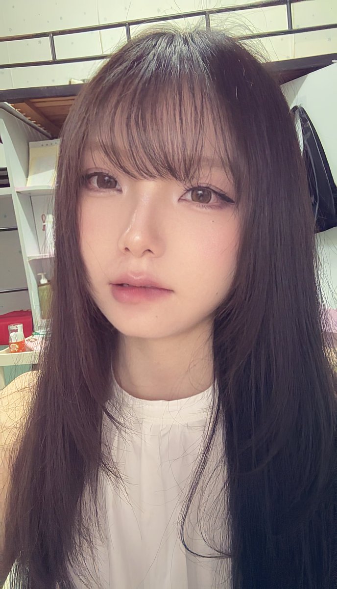 我现在有点冷酷 tweet media