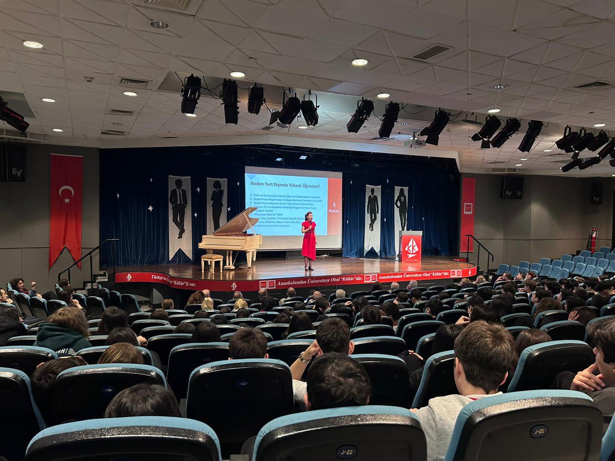 buldukipek's tweet photo. 1960 yılından bu yana eğitimde köklü bir miras oluşturan Kültür Kolejleri ve Üniversiteleri tarafından düzenlenen Kariyer Günleri kapsamında keynote speaker olarak davet edilmek benim için büyük bir onur.🧿
#CareerDays #KeynoteSpeaker #Education #Leadership #FutureLeaders #Kültür https://t.co/9qxStFWwdP