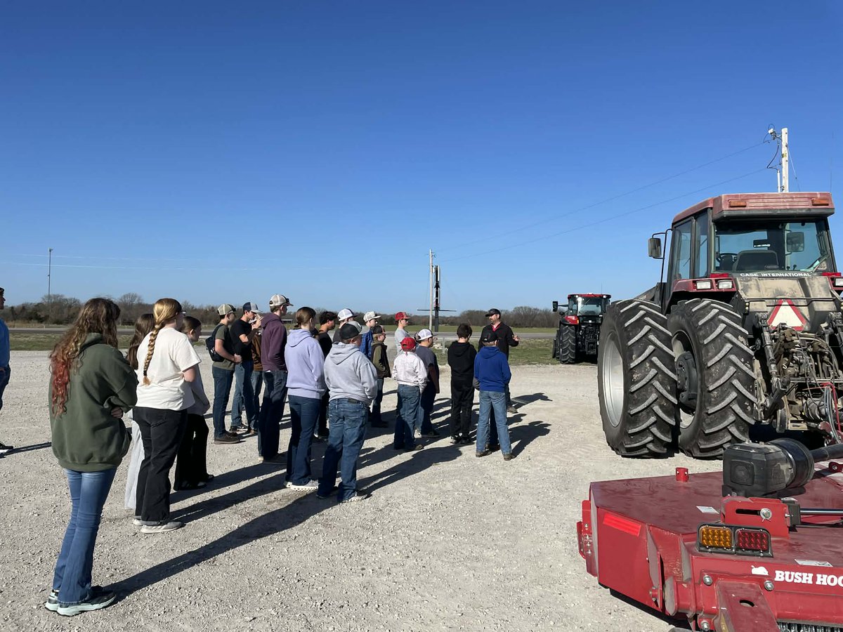 WldcatAg's tweet photo. Last month, I hosted Youth Tractor Safety Training. This training is for youth ages 7-18 and covers safety topics related to working on a farm/ranch. Demonstrations by Thomas Implement and Twin Valley Electric are always the highlight of the training! https://t.co/IyaA6wOT2a