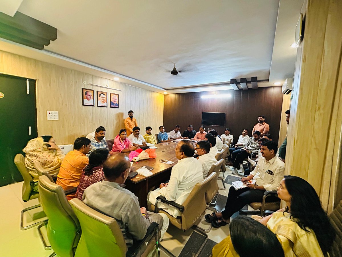 Madhvendra Pratap Singh Ranu (Modi ka parivar) tweet media