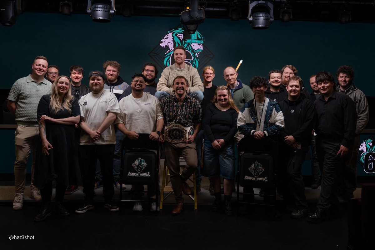 peachysamantha's tweet photo. feeling so grateful to have been the vision mixer again for @R6esportsEU rainbow rumble finals! 🩵 

i love this event so much and it’s such a wonderful crew to work with thanks to @epiclanBusiness :) https://t.co/06hBwSf4A0