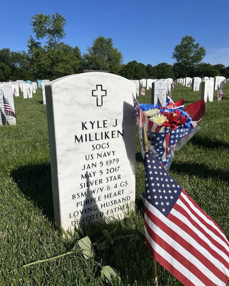 op_hawkeye's tweet photo. 5.5.2017 | Senior Chief Petty Officer Kyle Milliken🇺🇸
#OpHawkeyeRemembers #KyleMilliken #UCONN #DEVGRU #SilverStar #BronzeStars (4) #PurpleHeart #TillmanScholar #LongLiveTheBrotherhood #LLTB #supportourSOFcommunity #Operation_Hawkeye
🔗 https://t.co/F11O8v5u0J
🔗 https://t.co/w2uEsfQW8P
📜 https://t.co/6JE992RA79
📜 https://t.co/AKmRRZcHJP
📜 https://t.co/yBfpQuxHks
📰 https://t.co/c9DxR2zhOm
🎥 https://t.co/10wAi4UtsY
📍 https://t.co/swWhB8Dblp