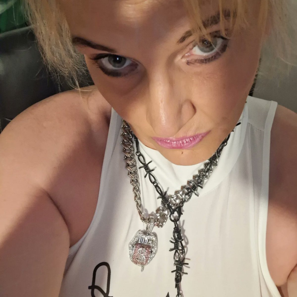 Angela Sue Cummins tweet media