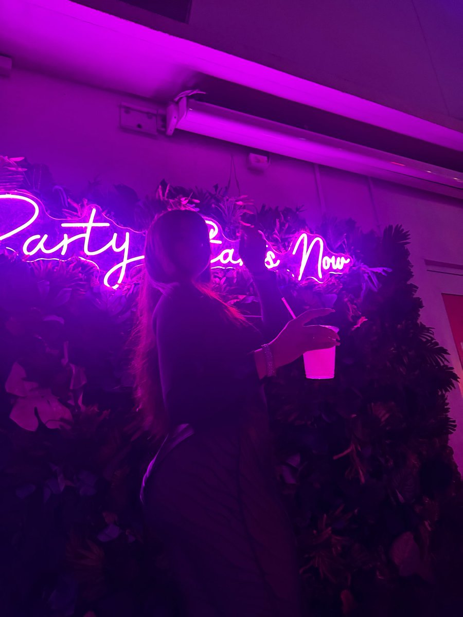 miami goddess tweet media