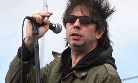 moreno_richie's tweet image. 🔻 05.05.1959. Nace Ian McCulloch. Mentor vocal de Echo &amp;amp; the Bunnymen. Su intención creativa orquestó gran parte del sonido post-punk, instaurando una supremacía melancólica que influyó en la trama del rock alternativo británico.
​#IanMcCulloch #PostPunk #Rock