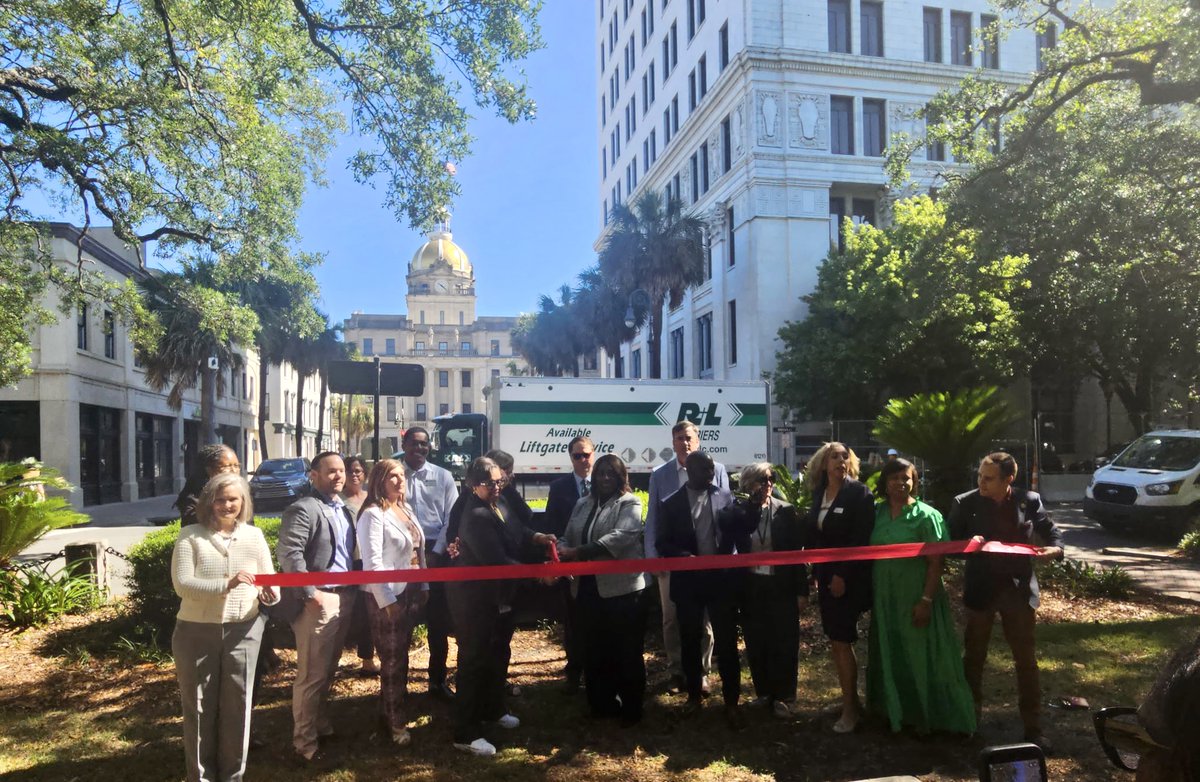 Savannah's Waterfront tweet media