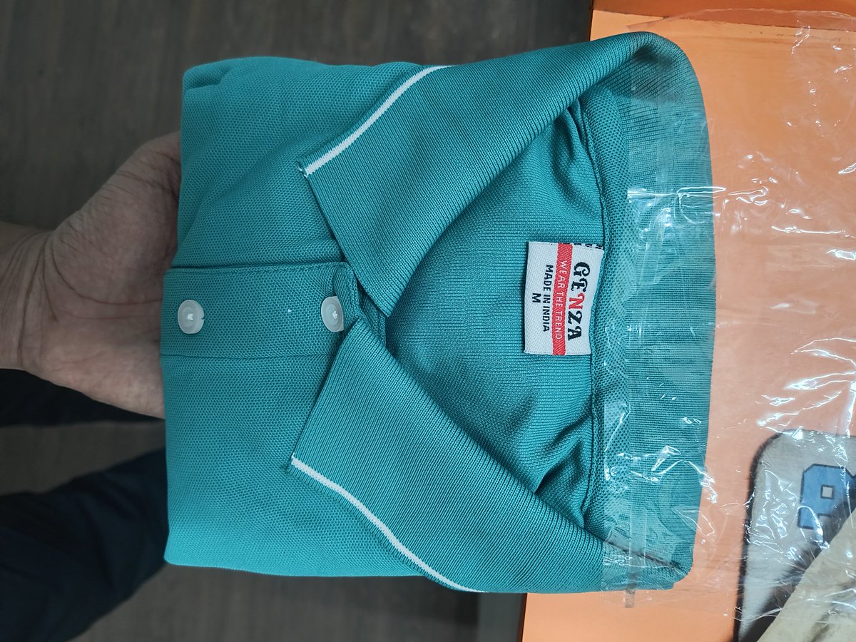 Avenger654321's tweet image. @MyntraSupport  Weorder two here and now brand t shirt but we received wrong brand product. We raise complaint two times but they said product was right how we ordered next time from myntra

Order ID: # 1329174 97713209480003
#fraud #myntra #onlinefraud