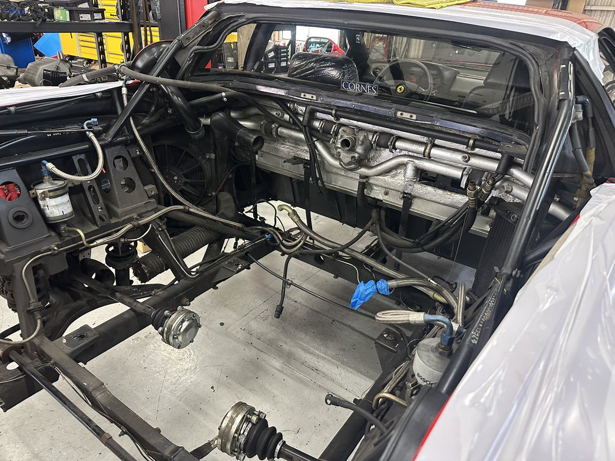 shohei_candy's tweet image. あっ旧車に当たるフェラーリも触れますんで仕事ください😁

GW前に512TRのタイベル交換しました🫡

#Ferrari 
#Ferrari512tr 
#underground 
#undergroundgarage