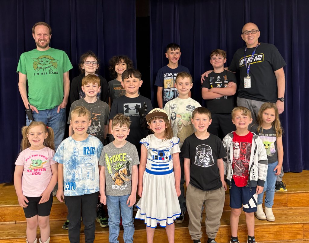 EaglesBes's tweet photo. May the 4th be with you!  <3 Byrd Elementary School https://t.co/Hlbz9FGK2O
