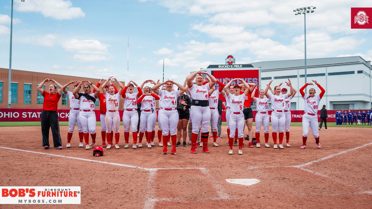 OhioStAthletics's tweet image. 🥎 #DYK @OhioStateSB pulled off a series upset over the #24 Washington Huskies 😱 winning Games 1️⃣ and 3️⃣ at home to close out their regular season 👏

 #GoBucks | @MyBobs