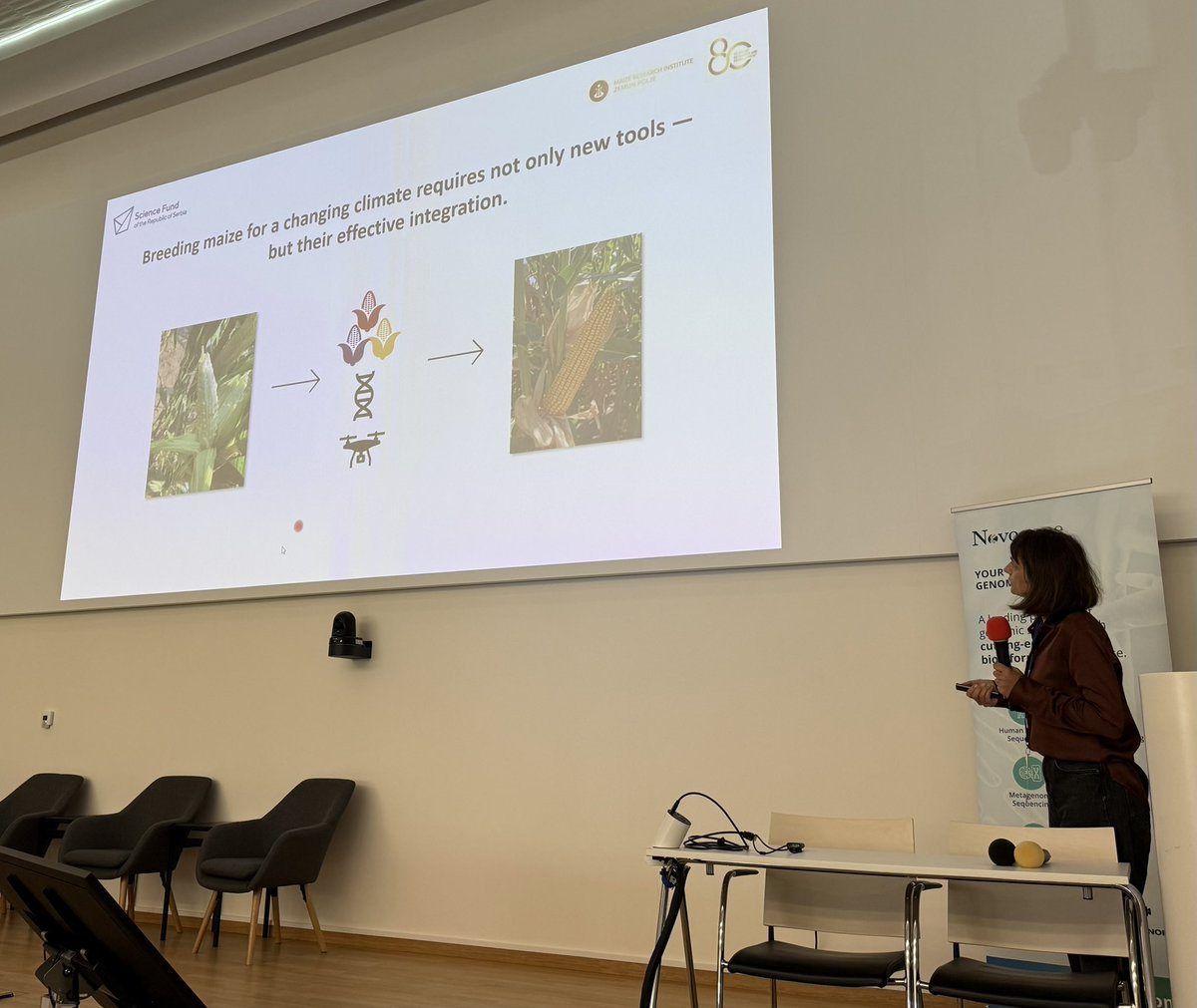DavidHonys's tweet photo. Day 2 at #3COST2026.

Sponsors this morning — from sequencing to microscopy — followed by a sustainability session starting with a maize breeding keynote by Sofija Božinović, MRIZP, Serbia.

Different scales, related questions.

@Recrop22157 @diversicrop @PANGEOS_CA22136 @UEBavcr https://t.co/xFOAVZCm8G