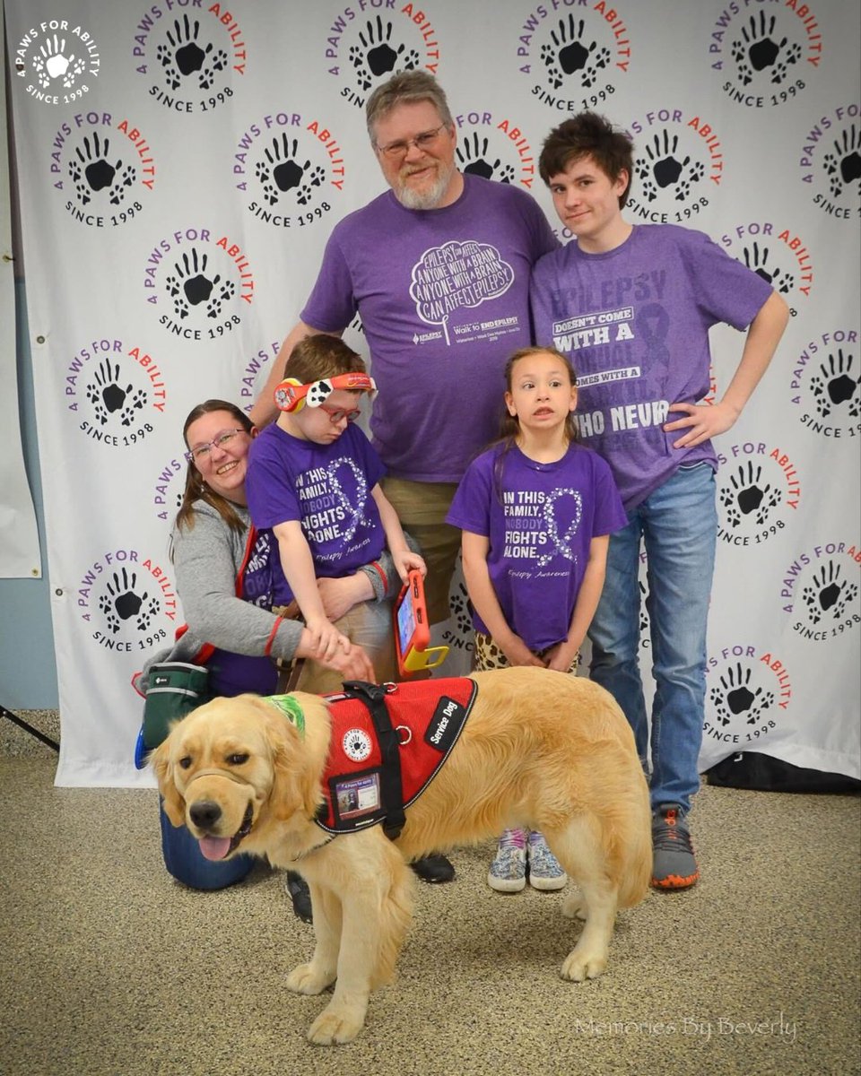 4 Paws For Ability tweet media