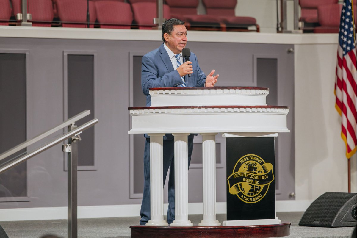 ipuhcentral's tweet photo. ¡Dios nos regaló otro fin de semana con una tremenda enseñanza del pastor Felipe Chicas! Nos instó a hacer de nuestros hijos un proyecto vital y a edificar sobre Jehová la fundación de nuestras vidas, hogares y tiempo — levantando un linaje que le sirva a Él. https://t.co/AijnF7AXsJ