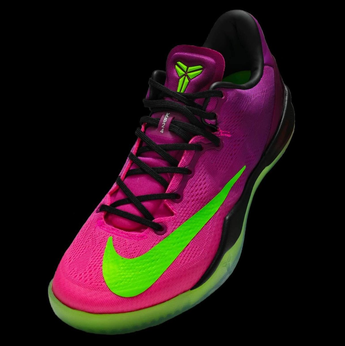KicksFinder tweet media
