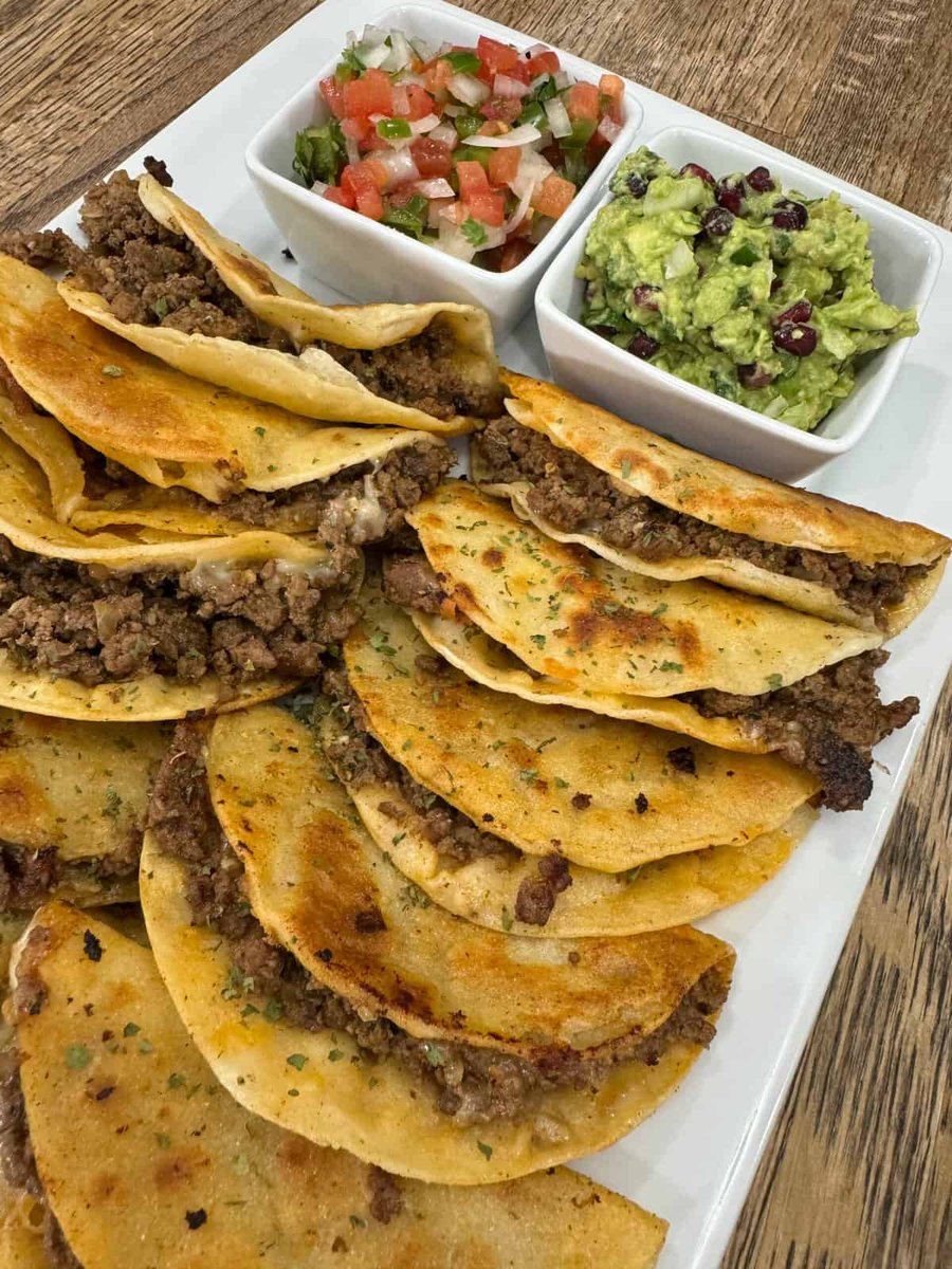 ArielNole's tweet photo. Happy Cinco de Mayo! #tacotuesday https://t.co/KMpbHr6mSb