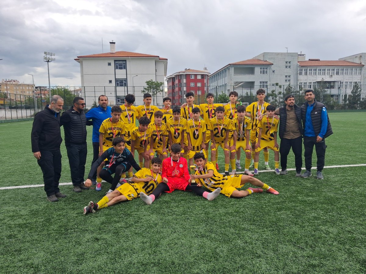 FİKRİ KARAVİL tweet media