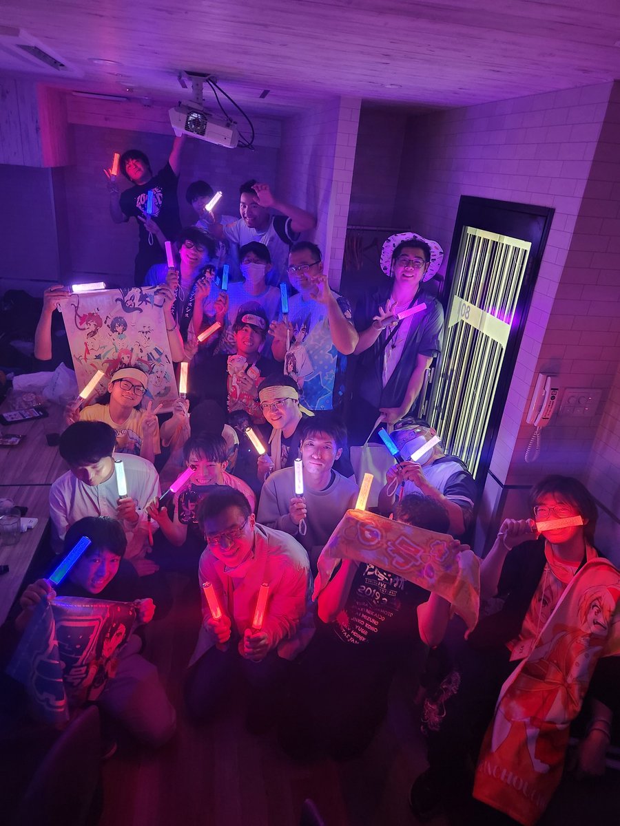 とぅー⚡5/5LIVE鑑賞オフ tweet media