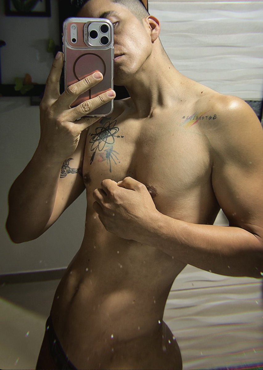 EdisonVlez13's tweet photo. 😏😈 https://t.co/1uQ7k6NhJg