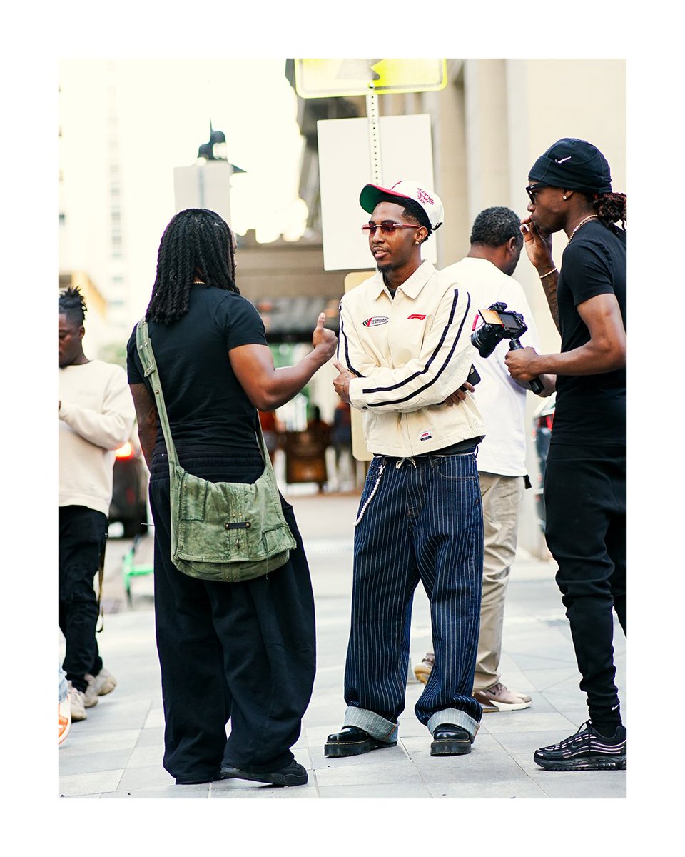 FramedByStan's tweet image. What did people wear to the CLRS festival #dallas #colors