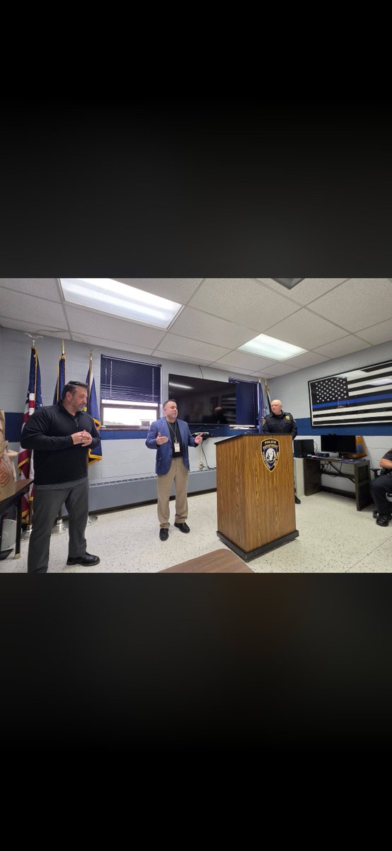 YHSDeGennaro's tweet photo. Very honored to speak on behalf of YPD's Tom Nadoraski who recently retired, had a decorated career &amp; was YHS SRO from 2008-2010. Tom was skilled, professional &amp; an incredible role model for our students. Thank U Chief Noble for the invite/opportunity.🌽#Husker4Life @YorktownCSD https://t.co/imaRbJZOfi