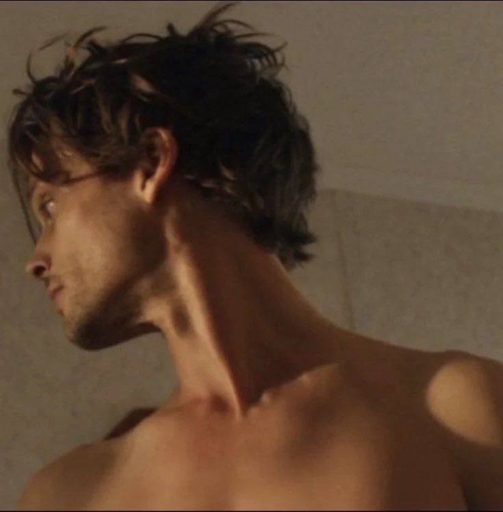 shutterxfox's tweet photo. computa pull up all images of mgg at this angle https://t.co/KJdE4GLfh0
