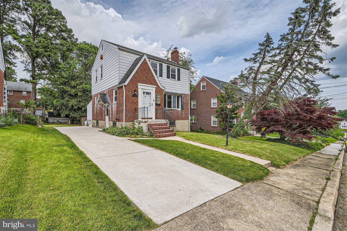 justVYBEdotcom's tweet image. 🏘 Say Hi @ Our Upcoming Open House!! ✨🏘

🔸 Baltimore, MD 21206 🔸

💲 $2,500 💲 | 3 🛌 | 2.0 🛁

👉 Tap Here to Schedule a Showing &amp;amp; More: sphometeam.com/d8rdc5sv

#marylandrealestateforsale
#marylandhomesales
#newlisting