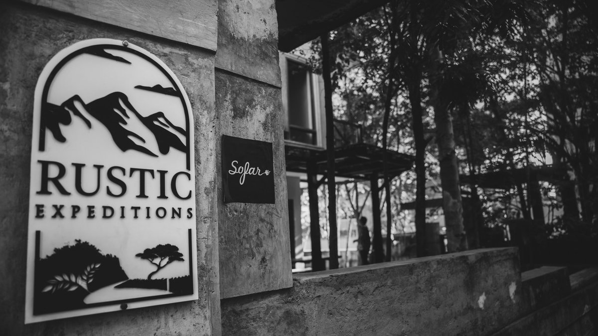 SofarKampala's tweet photo. Sofar’s history books are filled with artists you know (plenty to brag about discovering first).
Thanks to Rustic Expeditions for hosting our May sofar .
@TonyNatif 

📸 @joel_mun_jay https://t.co/AVQmzqQ8TZ