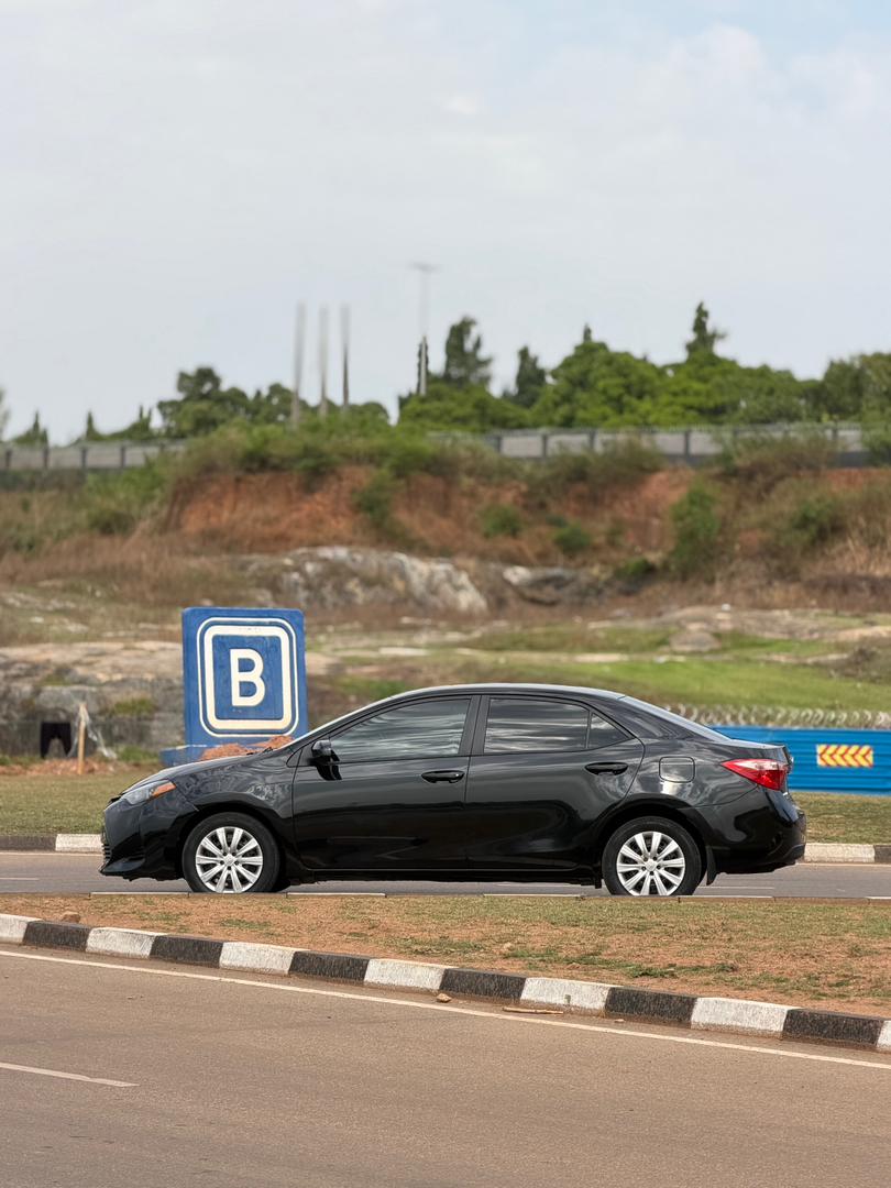 CarGeek_NG's tweet photo. 🤳 TOYOTA COROLLA LE
◐➖➖. ➖➖➖. ➖➖◐
◐ Model: 2017
◐ Price💥: ₦16M ..negotiable 
◐ Location: Abuja 🇳🇬 🌎
◐ Duty: Fully Paid
◐ Status: Foreign Used 

◐ 🇳🇬Nationwide Delivery. https://t.co/obOyCrmUJa