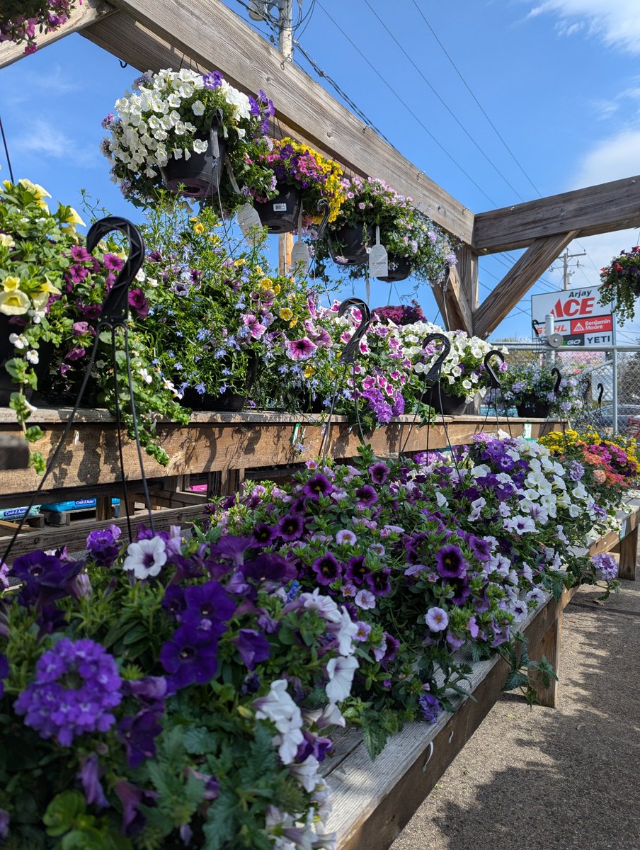 ArjayHardware tweet picture