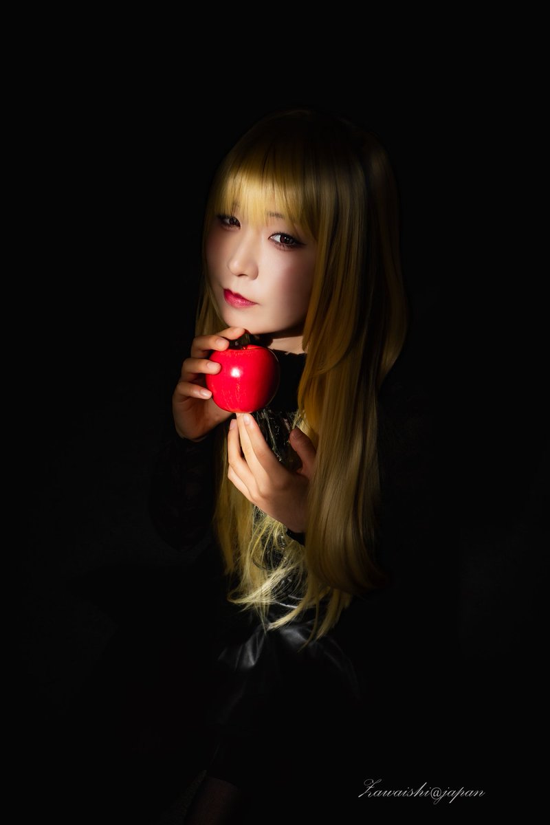 Post by iro on X: 🍎🖤