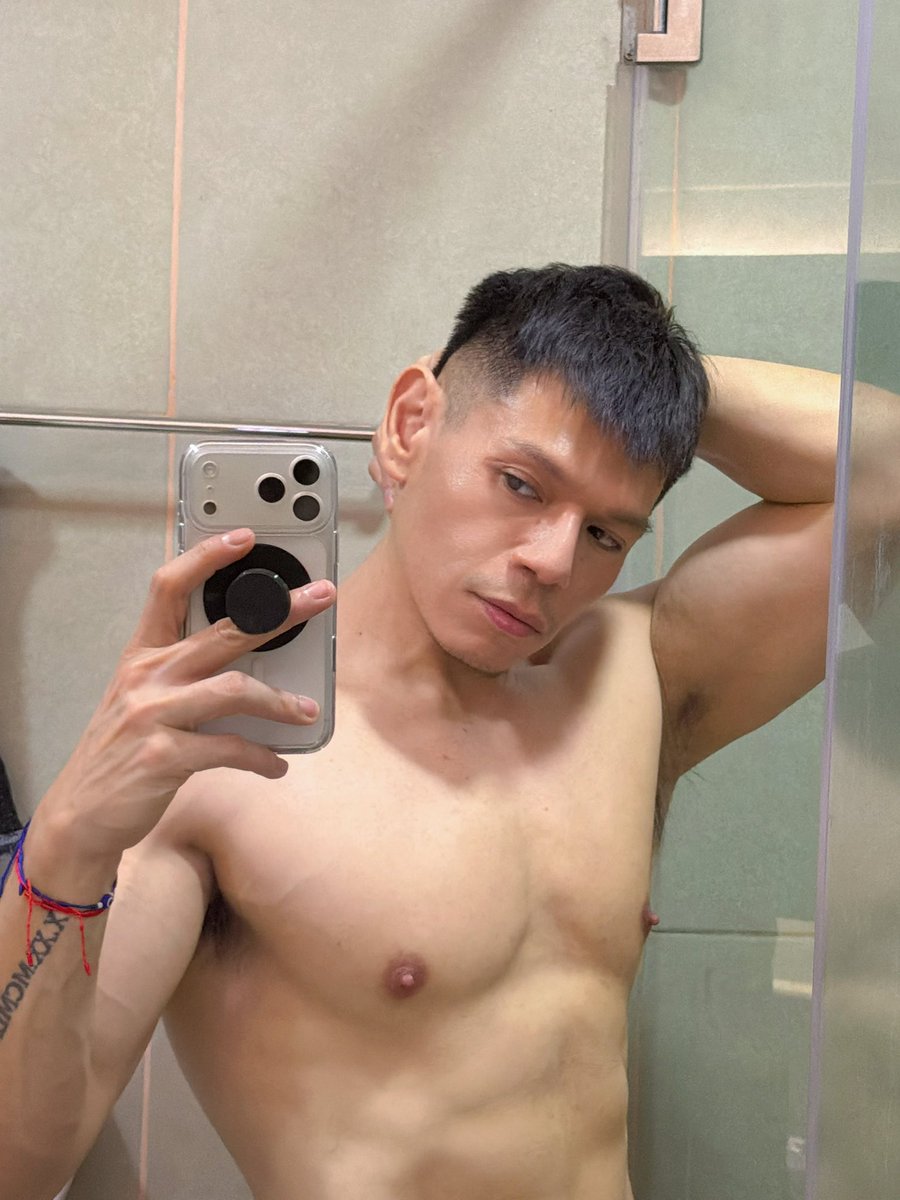 jepjeph000ray's tweet photo. New content 🤪 https://t.co/NKztW1qqH0