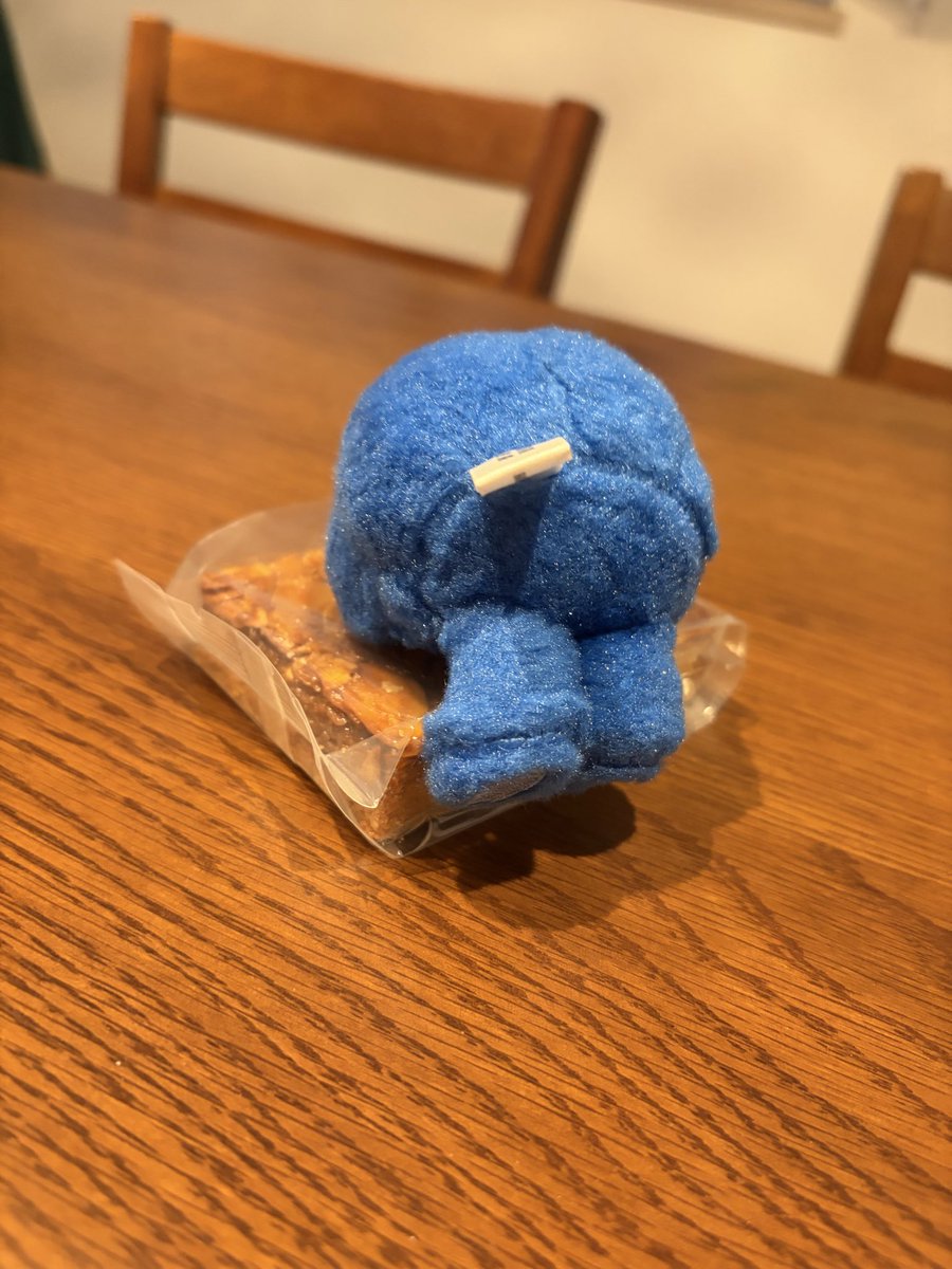 モフ、モフ、そのお菓子、夫のだからね、ダメだよ、モフ…