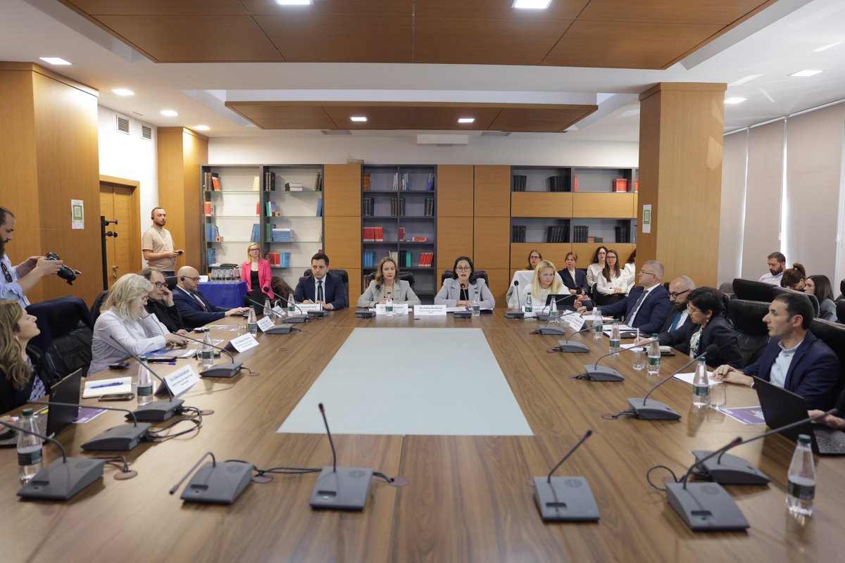EWB_eu's tweet photo. .@CEFTA_  launches Academic Network and Research Award for young academics. 

The initiative aims to connect researchers and policymakers across the Western Balkans and support research on regional economic integration and the EU Single Market. ��

https://t.co/oj6M3EvReS https://t.co/Nq7BLguAmw