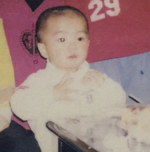 fjeodoe's tweet photo. 이 빡빡머리 아기가
오른쪽 존잘남됏다면 믿을거임?
일단 나는 아님 https://t.co/Ldv7TiYjIg