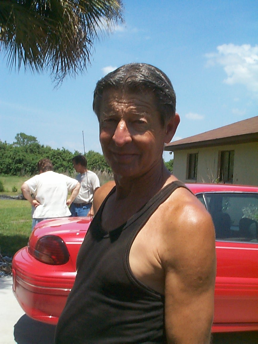 matzac03's tweet photo. My Dad passed away May 5, 2005...below is a photo my husband made for me so I would have a picture of my Dad with both my children. It is of my son Zack (born 2007) holding a photo of the 1st time my Dad met my daughter (2004). Missing you today, blessed to be your daughter ❤️ https://t.co/6oFwXFEmWq