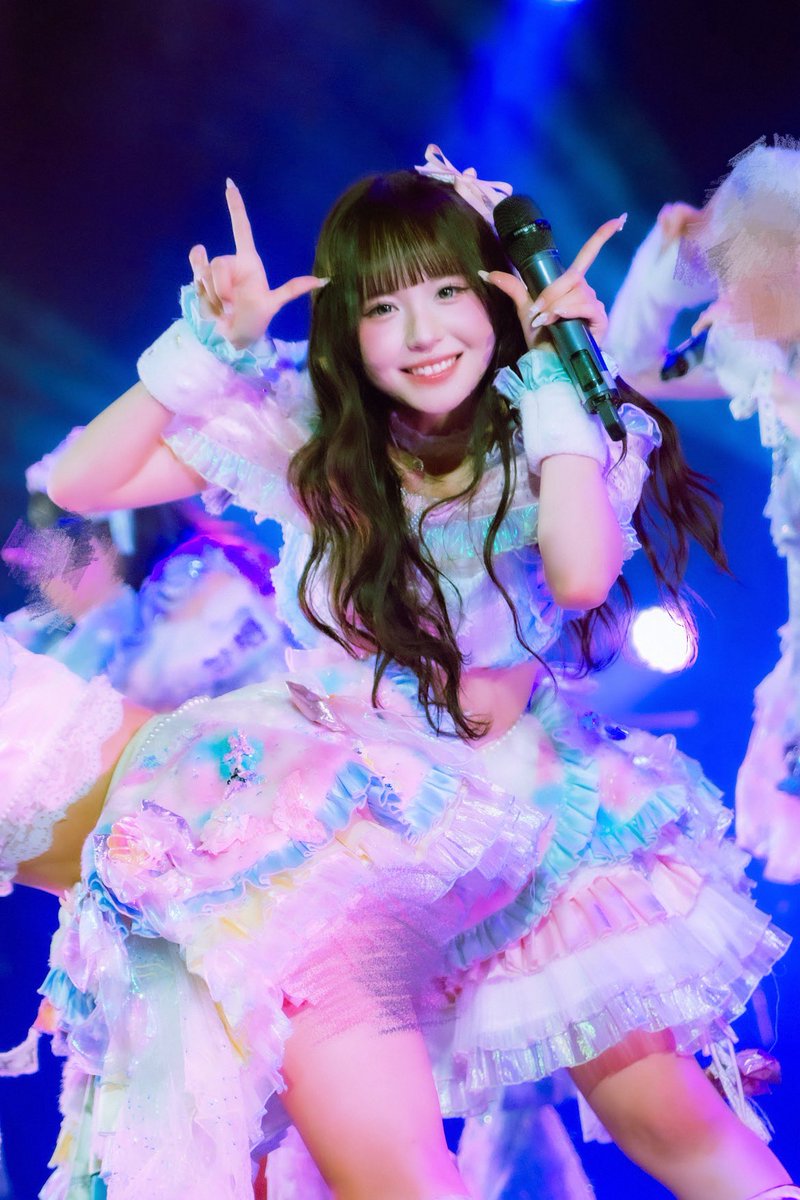 來莉みる tweet media