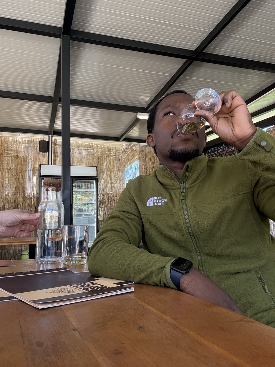 vibes 🥂 tweet media