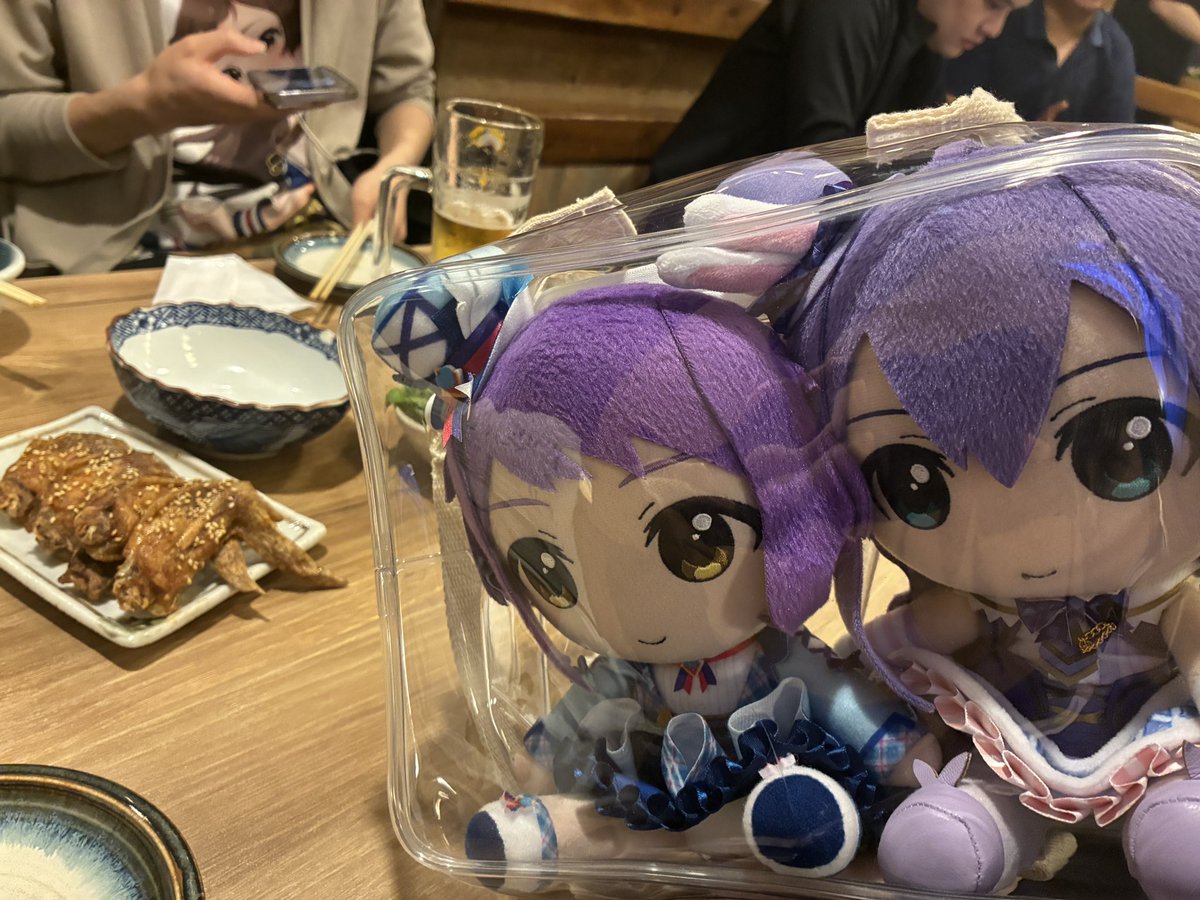えも tweet media