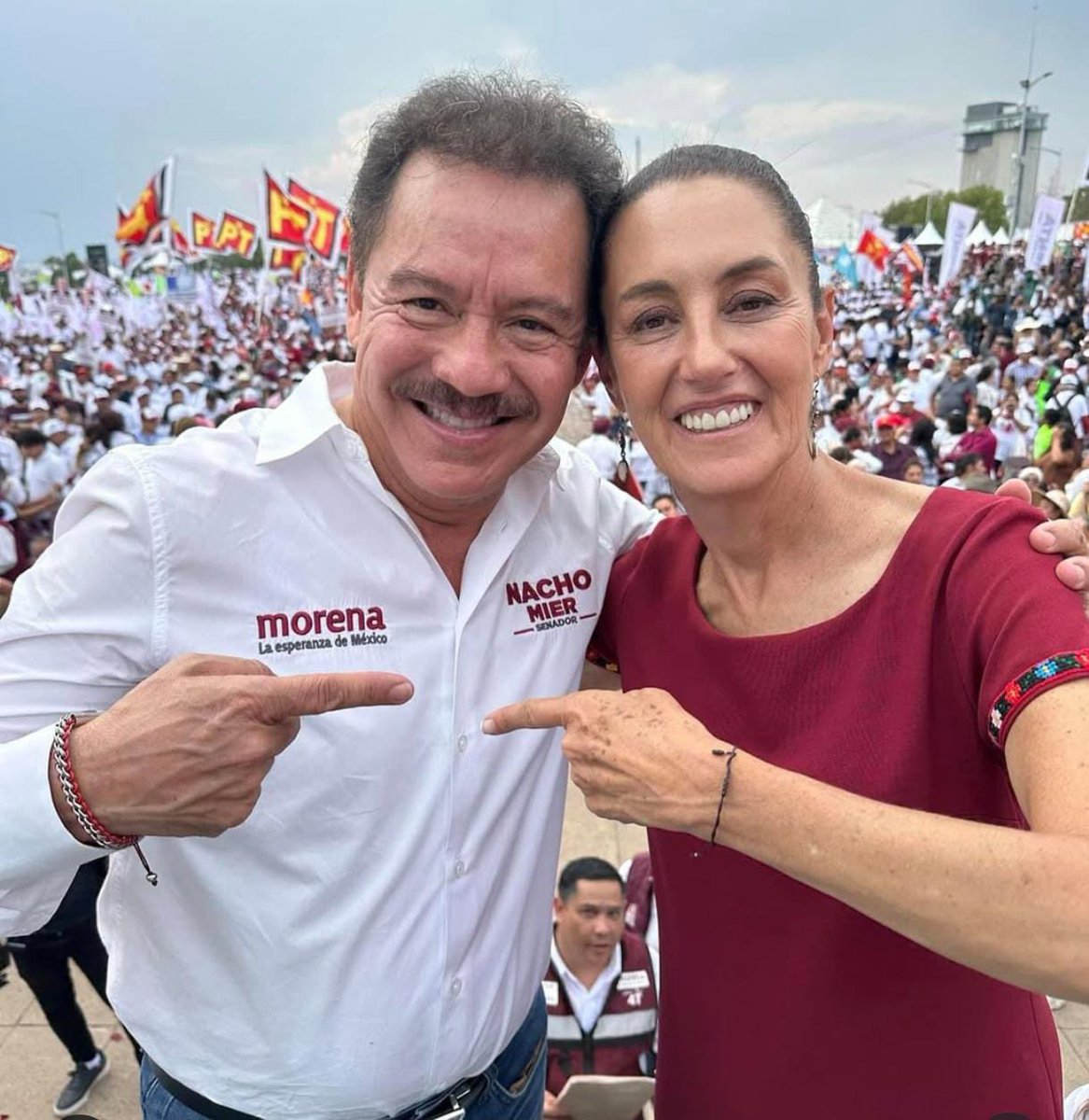 Elena Chávez tweet media