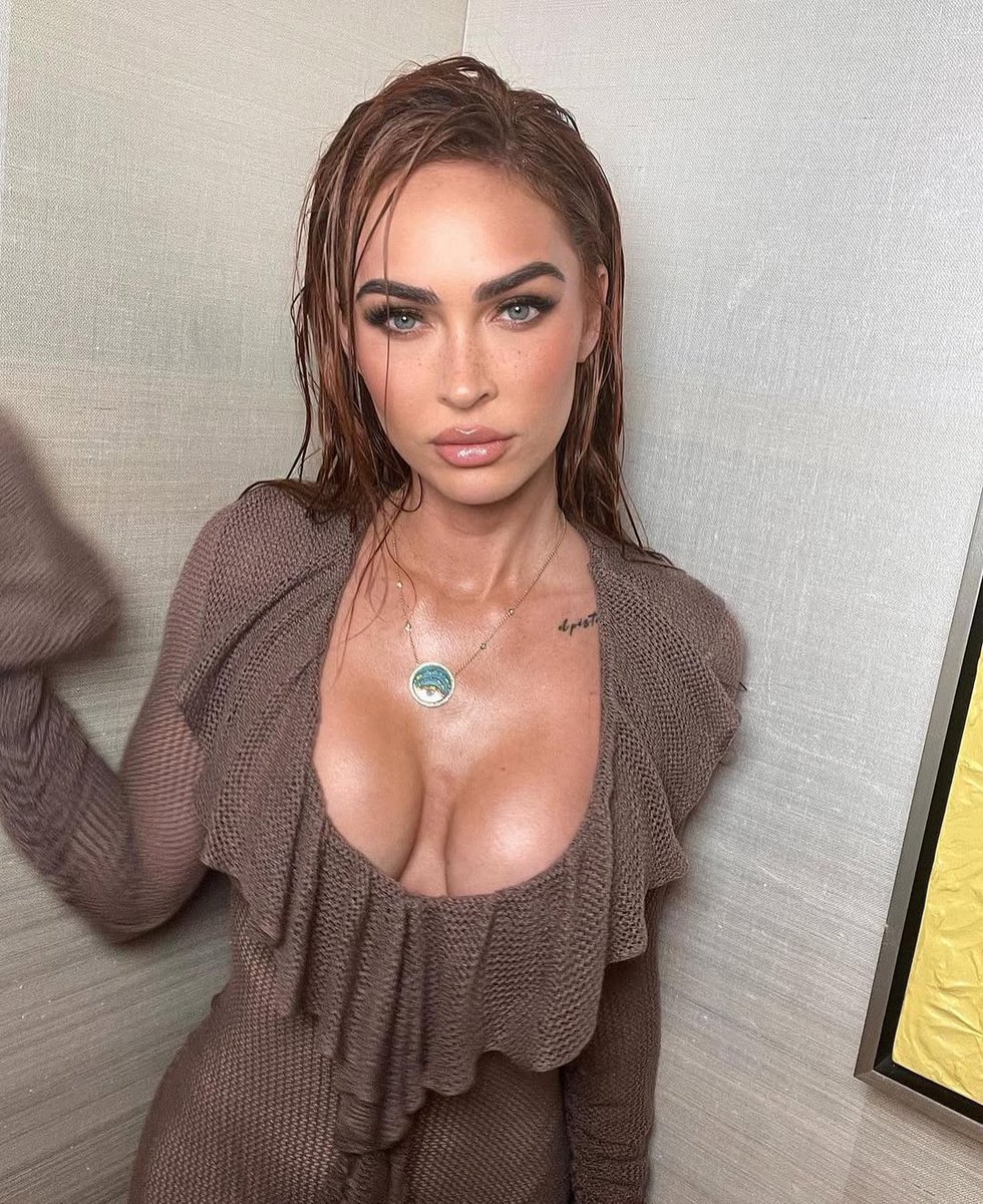BaddiesArchiv's tweet photo. Megan Fox 😮‍💨 https://t.co/lAj2CxBYwX