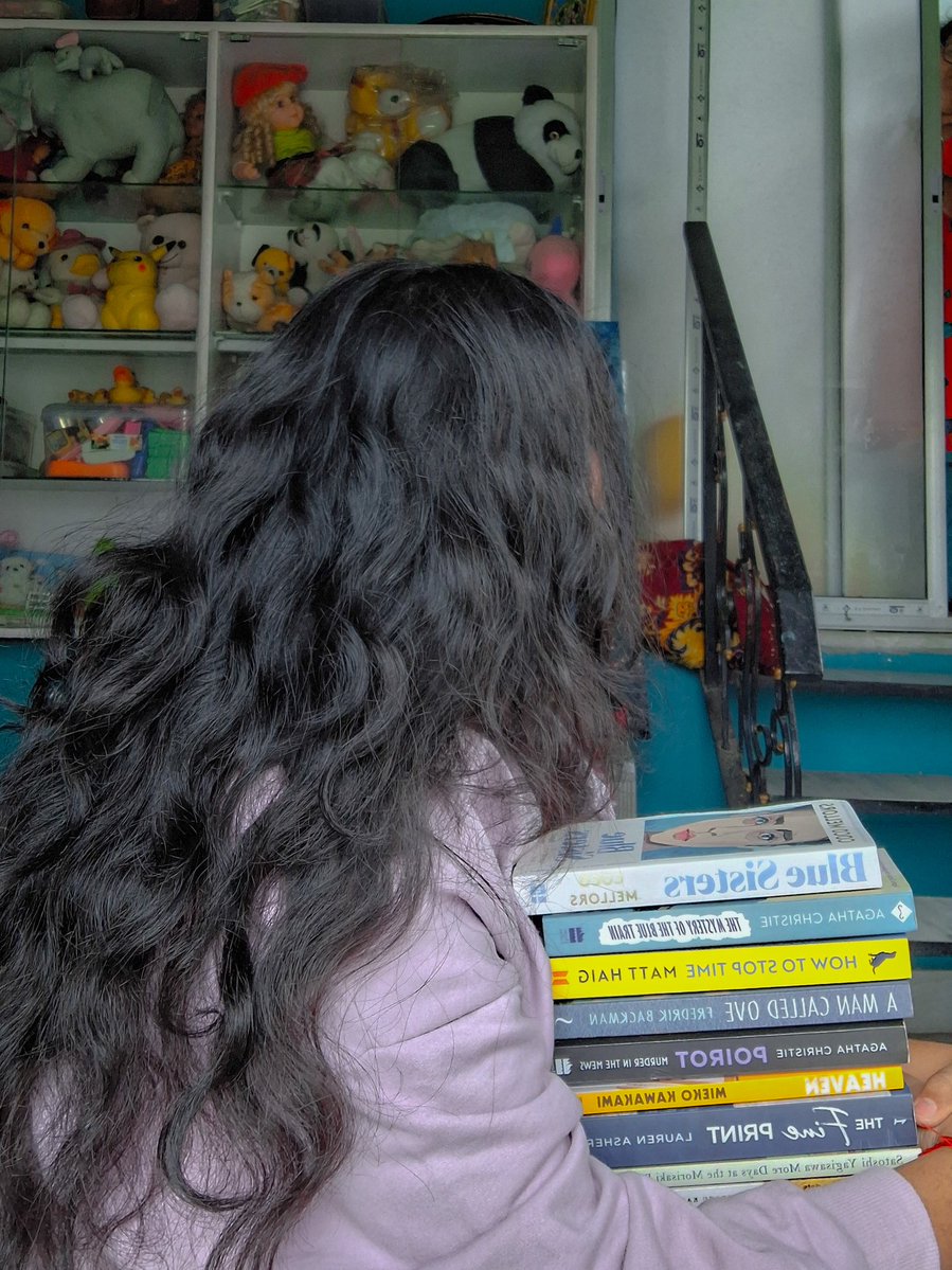 saranicore's tweet image. new to #booktwt and trying to find more people that match my vibe, here's my intro:
— 25, she/her ꒰ᐢ. .ᐢ꒱₊
— fav genres: romance, thriller, mystery˚ꕤ
— fav books: anything by liz tomforde, agatha christie, a man called ove
— i also listen to bangtan &amp;amp; seventeen