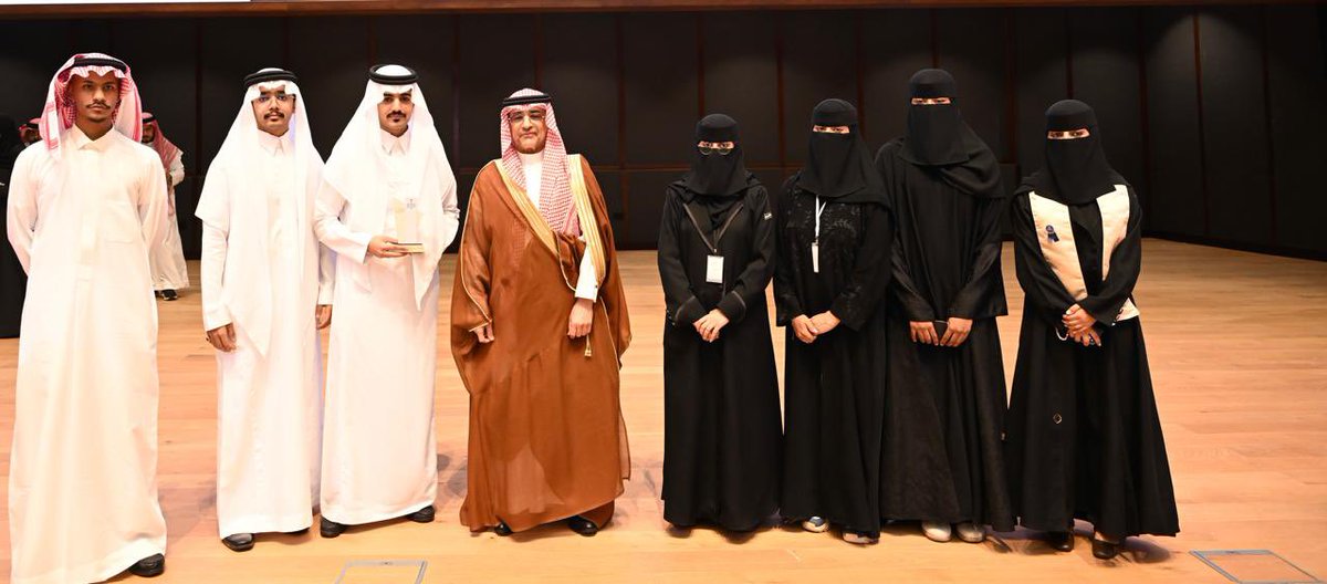 CACNU_'s tweet photo. يتقدم  #نادي_الثقافة_والفنون 
بـ #جامعة_نجران بوافر الشكر والتقدير
 لـ #عمادة_شؤون_الطلاب على رعايتهم الكريمة ودعمهم الذي مكننا من التميز والإبداع خلال #الماراثون_الثقافي_الفني 2026 ✨
فخورون بجهود أعضائنا وتفانيهم الذي تجلى في هذا الإنجاز، ونتطلع معاً لمستقبل حافل بمزيد من العطاء والتميز. 🤝🌟
@nu_edu_sa