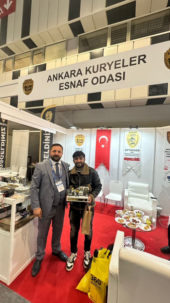 Ynsemre3406's tweet image. MOTORLU VE ARAÇLI KURYE TAŞIMACILIĞINI YAPAN KARDEŞLERİMİZN ÖNCÜLÜK EDEN BAŞKANI RAMAZAN AKPINAR ABİME BAŞKANIMA TEŞEKKÜR EDİYORUM EMEKLERİN HEP TARİHE YAZILACAK SAYIN BAŞKANIM🙏🏼🤲🏼

#ankara #kuryeler #kuryeleresnaf #esnafodası #ankaragündem #ramazanakpınar