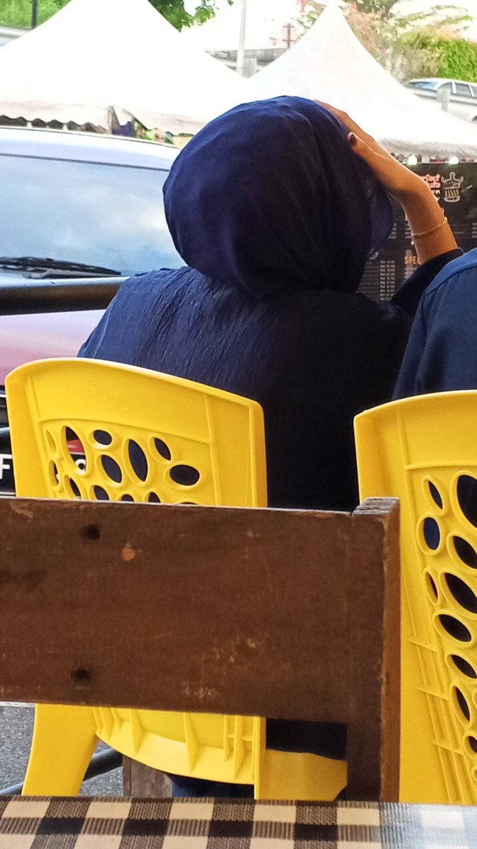 sukacepoljilbab tweet media