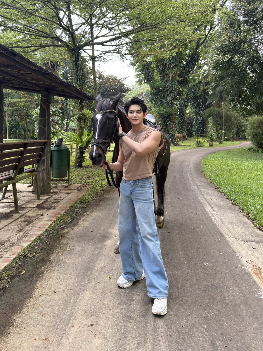 RyanGoutama's tweet photo. Kuda aja dielus, apalagi https://t.co/jhGPBOIYq4