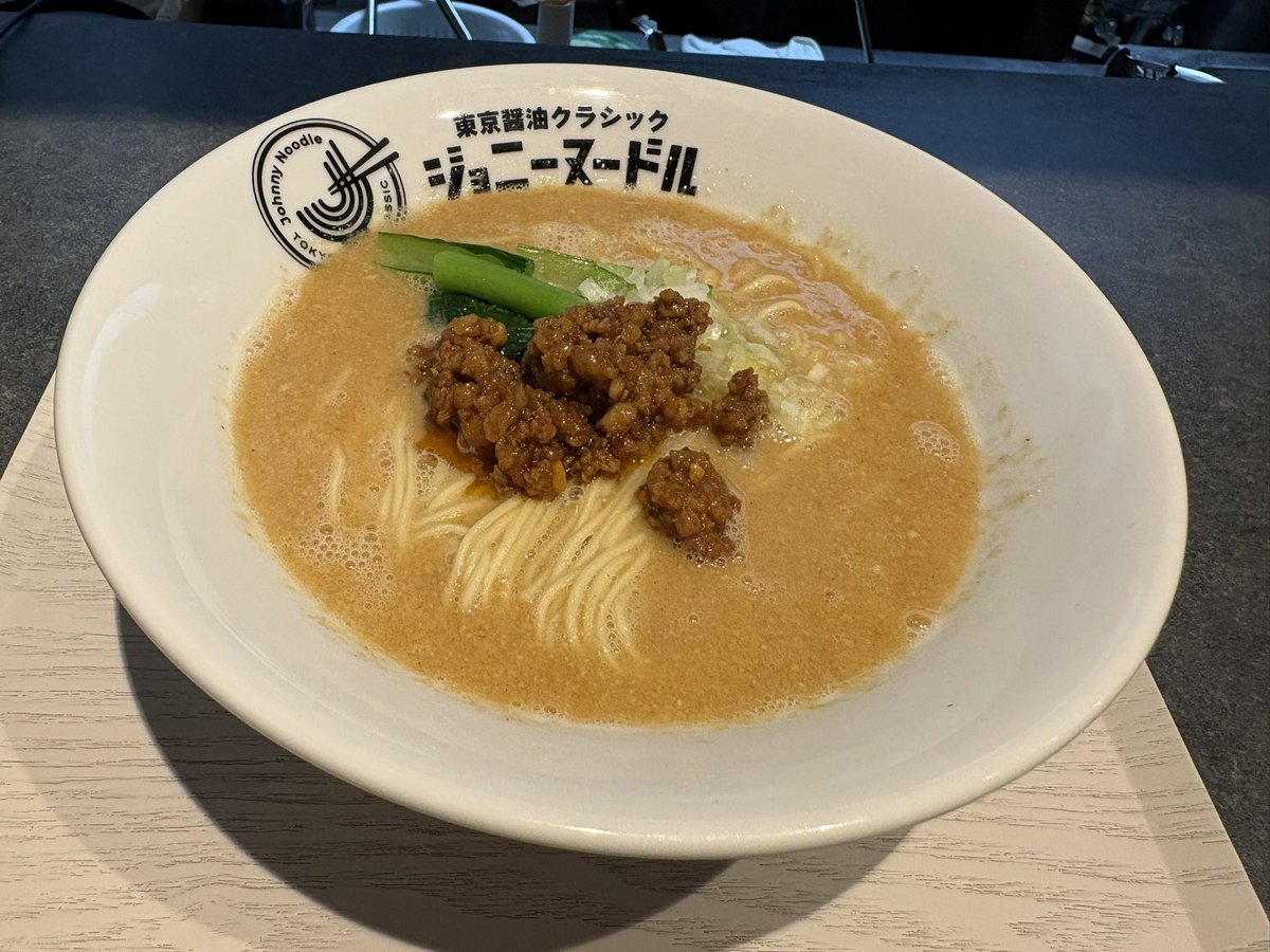 kazuefone tweet media